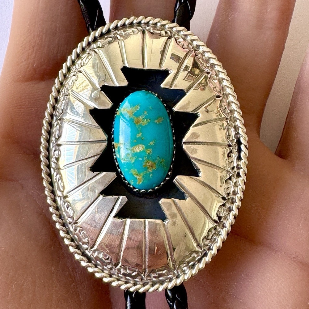 Navajo Turquoise Bolo Tie Rug Shadow Box Signed Wilbert Muskett‎ Sr Sterling
